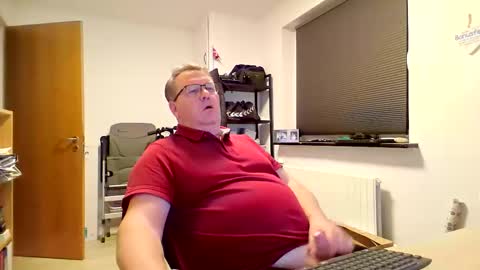 Snapshot of henrikrp1971 chatting on December 20, 2025, 6:37 pm henrikrp1971 online show from December 20, 2025, 6:37 pm