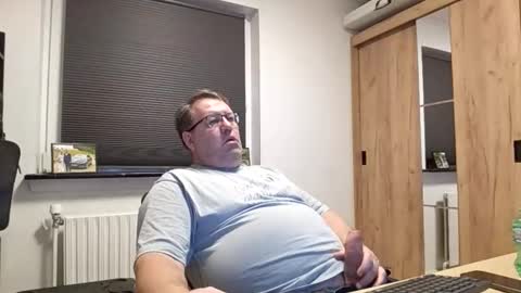 Snapshot of henrikrp1971 chatting on February 7, 2026, 9:18 pm henrikrp1971 online show from February 7, 2026, 9:18 pm