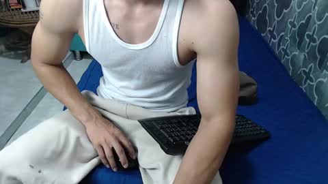 Snapshot of henry_gandy chatting on February 24, 2025, 12:37 pm HENRY GANDY online show from February 24, 2025, 12:37 pm