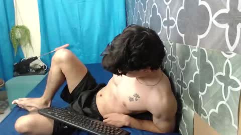 Snapshot of henry_gandy chatting on March 3, 2025, 2:04 pm HENRY GANDY online show from March 3, 2025, 2:04 pm