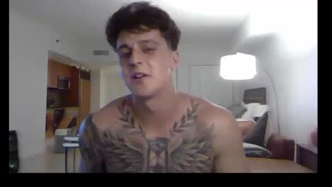 henrydesanti online show from September 13, 2025, 12:54 am