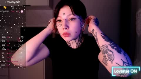 Snapshot of herbal_helpmepls chatting on January 17, 2025, 9:50 pm dirty Diana online show from January 17, 2025, 9:50 pm