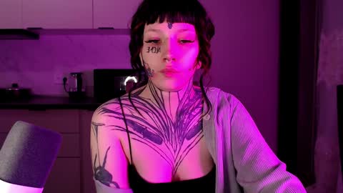 Snapshot of herbal_helpmepls chatting on February 6, 2025, 3:27 am dirty Diana online show from February 6, 2025, 3:27 am