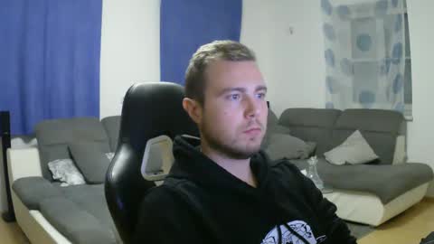 Snapshot of herbstenden chatting on February 27, 2025, 10:20 pm John Pearl online show from February 27, 2025, 10:20 pm