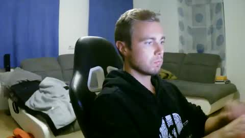 Snapshot of herbstenden chatting on September 14, 2025, 8:30 pm John Pearl online show from September 14, 2025, 8:30 pm