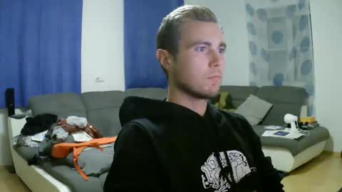 Snapshot of herbstenden chatting on November 2, 2025, 7:38 pm John Pearl online show from November 2, 2025, 7:38 pm