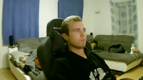 John Pearl online show from April 14, 2026, 8:15 pm