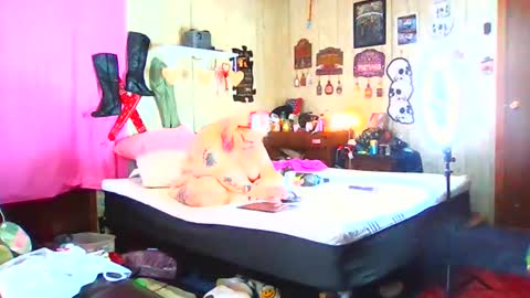 venus online show from February 23, 2026, 9:23 pm