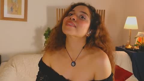 hercyqueen online show from April 15, 2026, 2:18 am