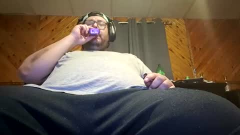 Snapshot of hereforbootyyy chatting on June 25, 2026, 8:41 am Hereforbootyyyy online show from June 25, 2026, 8:41 am