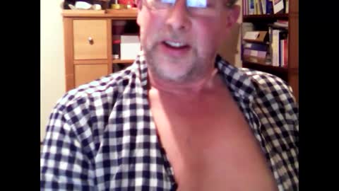 Snapshot of hereford66 chatting on December 17, 2024, 7:37 pm hereford66 online show from December 17, 2024, 7:37 pm