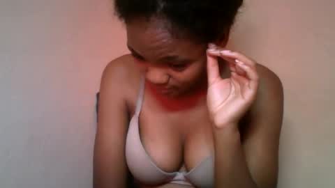 Snapshot of herisse01 chatting on May 15, 2026, 8:54 am herisse01 online show from May 15, 2026, 8:54 am