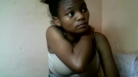 Snapshot of herisse01 chatting on May 27, 2026, 5:15 am herisse01 online show from May 27, 2026, 5:15 am