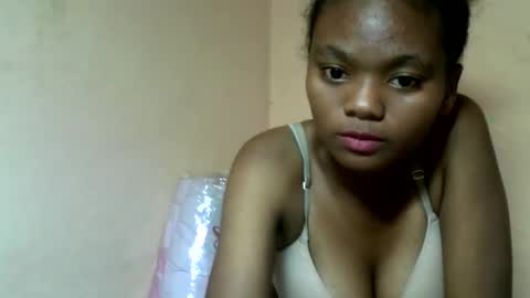 Snapshot of herisse01 chatting on May 27, 2026, 5:21 pm herisse01 online show from May 27, 2026, 5:21 pm