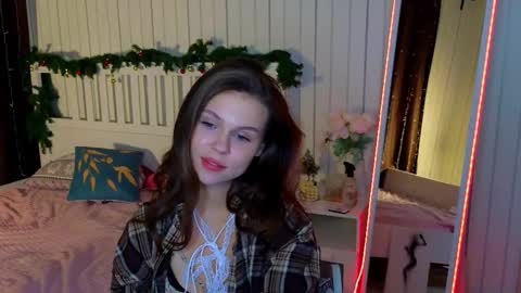 Nicole online show from March 5, 2026, 9:11 pm