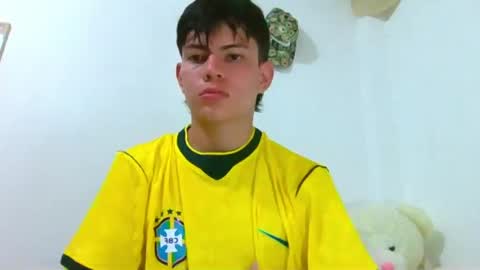valentin 123 online show from May 24, 2026, 12:37 am