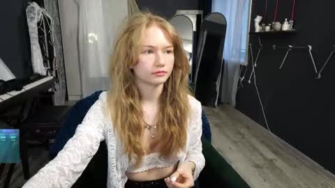 Sasha online show from May 19, 2026, 6:36 pm