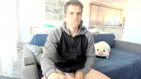 heterooli online show from January 31, 2025, 1:45 pm