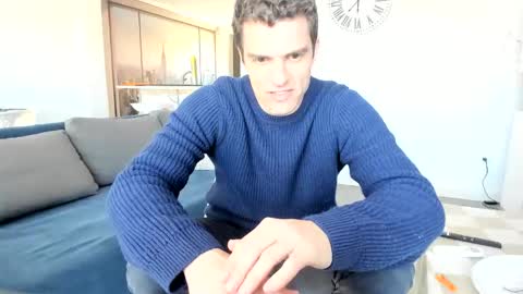 heterooli online show from February 9, 2025, 1:35 pm