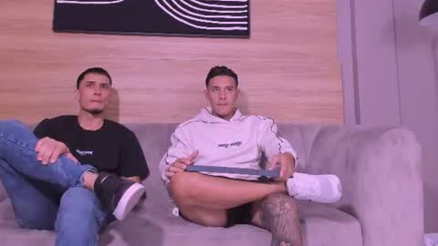 heteros men online show from July 29, 2026, 2:21 am