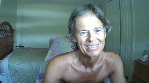 Snapshot of hewes1 chatting on June 27, 2026, 6:57 pm hewes1 online show from June 27, 2026, 6:57 pm
