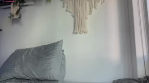 hey_cesard online show from December 11, 2024, 7:14 pm