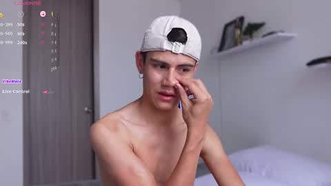 hey_cesard online show from February 22, 2025, 2:52 pm