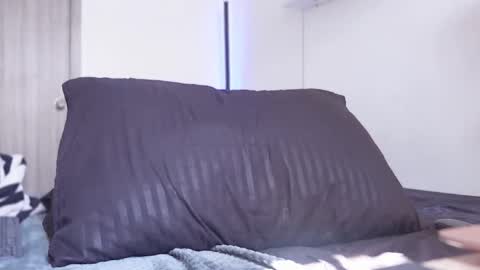 hey_cesard online show from February 24, 2025, 6:58 pm