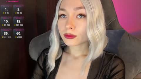  Nora  online show from June 22, 2026, 1:18 am