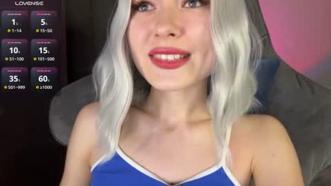  Nora  online show from July 27, 2026, 11:12 pm
