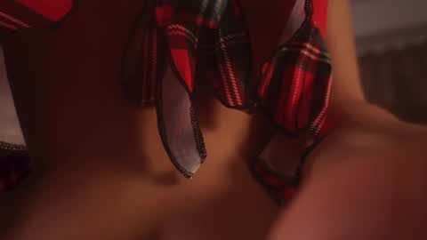 Snapshot of heybanan chatting on December 29, 2024, 11:08 pm Alina online show from December 29, 2024, 11:08 pm