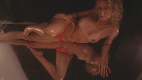 Snapshot of heybanan chatting on January 15, 2025, 9:30 pm Alina online show from January 15, 2025, 9:30 pm