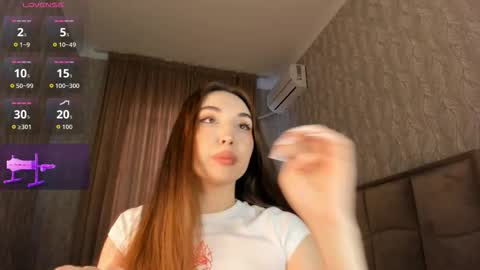 Snapshot of heyheynekoneko chatting on March 20, 2026, 12:32 pm Maneki-Neko online show from March 20, 2026, 12:32 pm