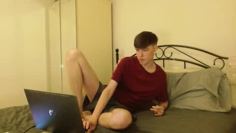 heyitsyourboy online show from December 20, 2025, 1:12 am