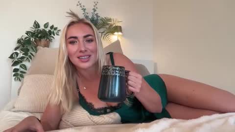 Skylar online show from October 2, 2025, 5:36 am