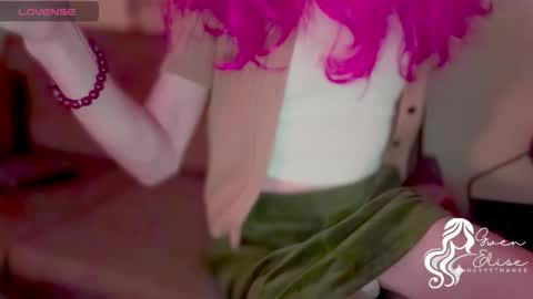 Snapshot of heyyythanks chatting on November 5, 2025, 4:34 am Gwen Elise online show from November 5, 2025, 4:34 am