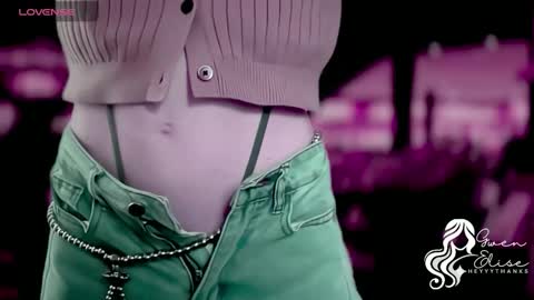 Snapshot of heyyythanks chatting on November 12, 2025, 7:13 pm Gwen Elise online show from November 12, 2025, 7:13 pm