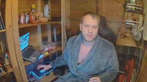 Snapshot of hharveyden chatting on March 29, 2026, 10:43 pm H Dawg online show from March 29, 2026, 10:43 pm