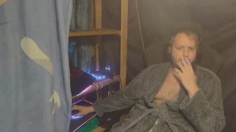 Snapshot of hharveyden chatting on August 8, 2026, 11:39 pm H Dawg online show from August 8, 2026, 11:39 pm