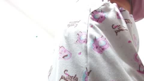 Snapshot of hhayek_eva7 chatting on January 5, 2025, 6:35 am Eva online show from January 5, 2025, 6:35 am