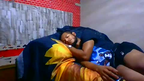 hhhjnf1 online show from October 7, 2025, 6:43 am