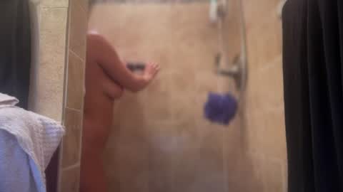 Hi Im Olivia online show from June 27, 2026, 2:23 pm