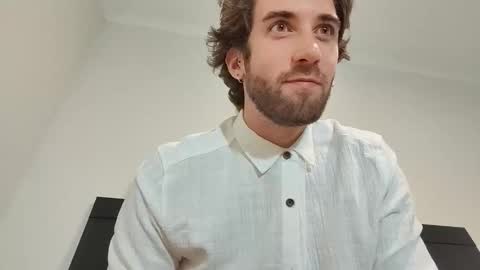 HiddenGaze online show from February 16, 2026, 5:14 am