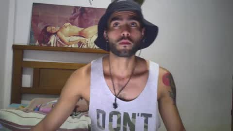 Snapshot of hideonbush051 chatting on September 16, 2025, 1:12 pm hideonbush online show from September 16, 2025, 1:12 pm