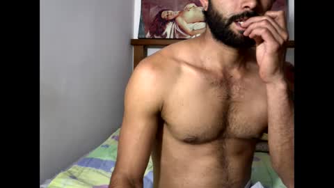 Snapshot of hideonbush051 chatting on November 28, 2025, 4:09 pm hideonbush online show from November 28, 2025, 4:09 pm