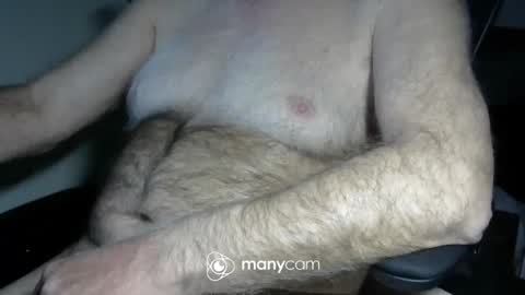 Snapshot of higgins11 chatting on May 11, 2026, 1:33 am higgins11 online show from May 11, 2026, 1:33 am