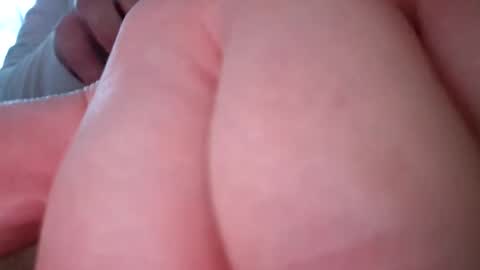 highsex28x online show from November 4, 2025, 3:33 pm