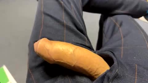 higradez online show from October 10, 2025, 4:06 pm