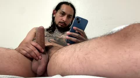 hihello444666 online show from August 3, 2026, 11:08 pm