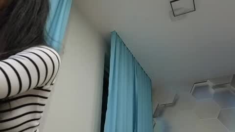 HIHIKA online show from April 21, 2026, 6:34 pm